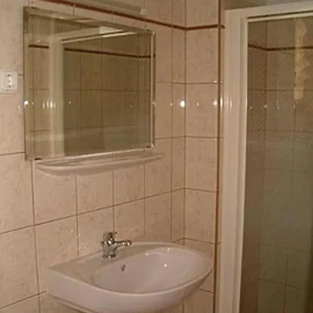 Apartment Mit Pool Direkt Am *