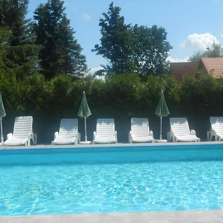 Mit Pool Direkt Am شقة *